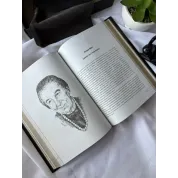  Лидеры, изменившие мир. Книга в кожаном переплете. Ручная работа